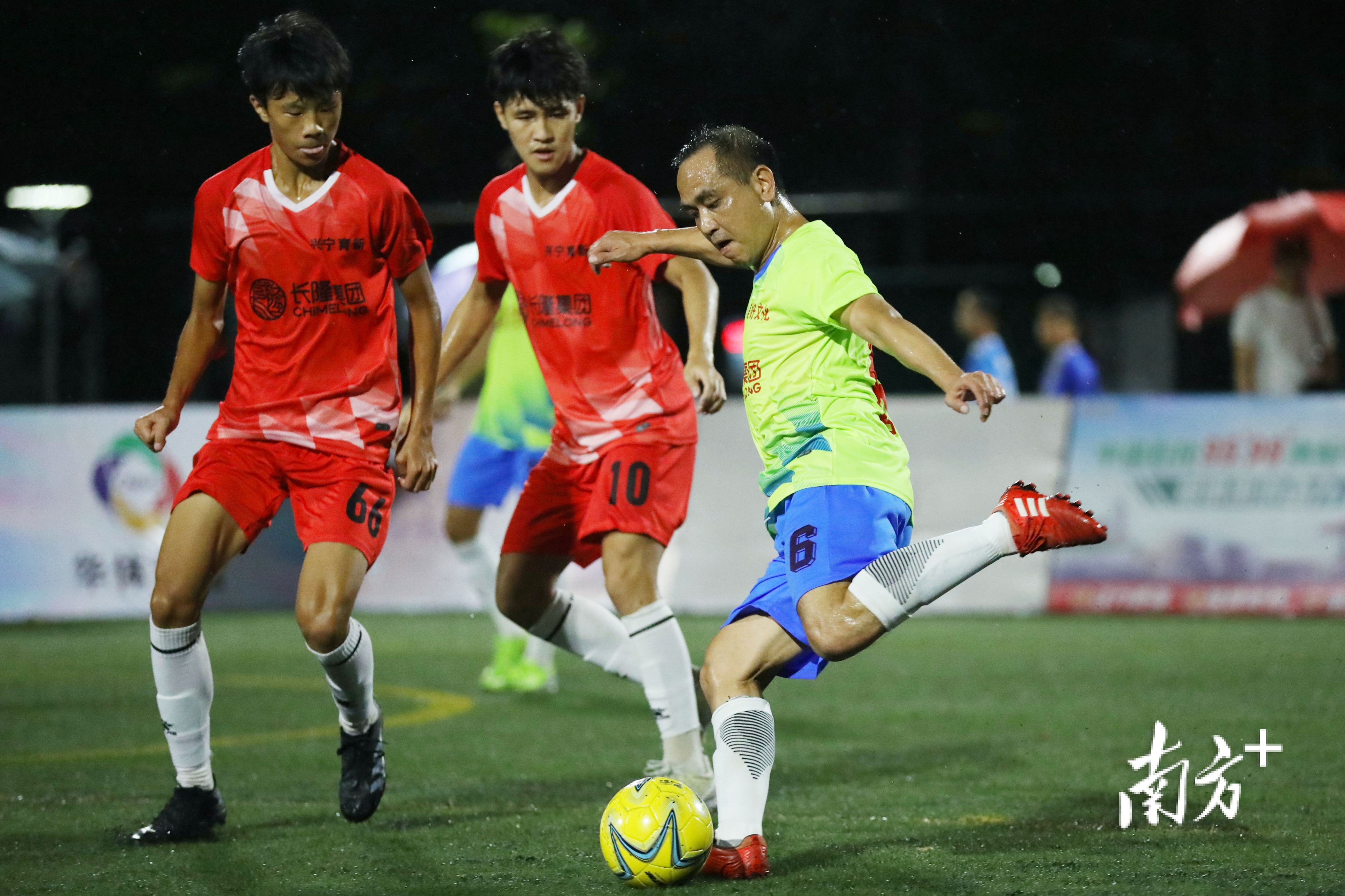 助力, 兴宁育新俱