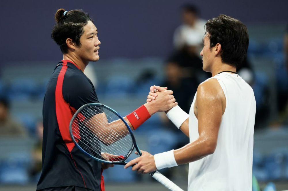 值得一提的, 张之臻向观 值得一提的, 张之臻向观