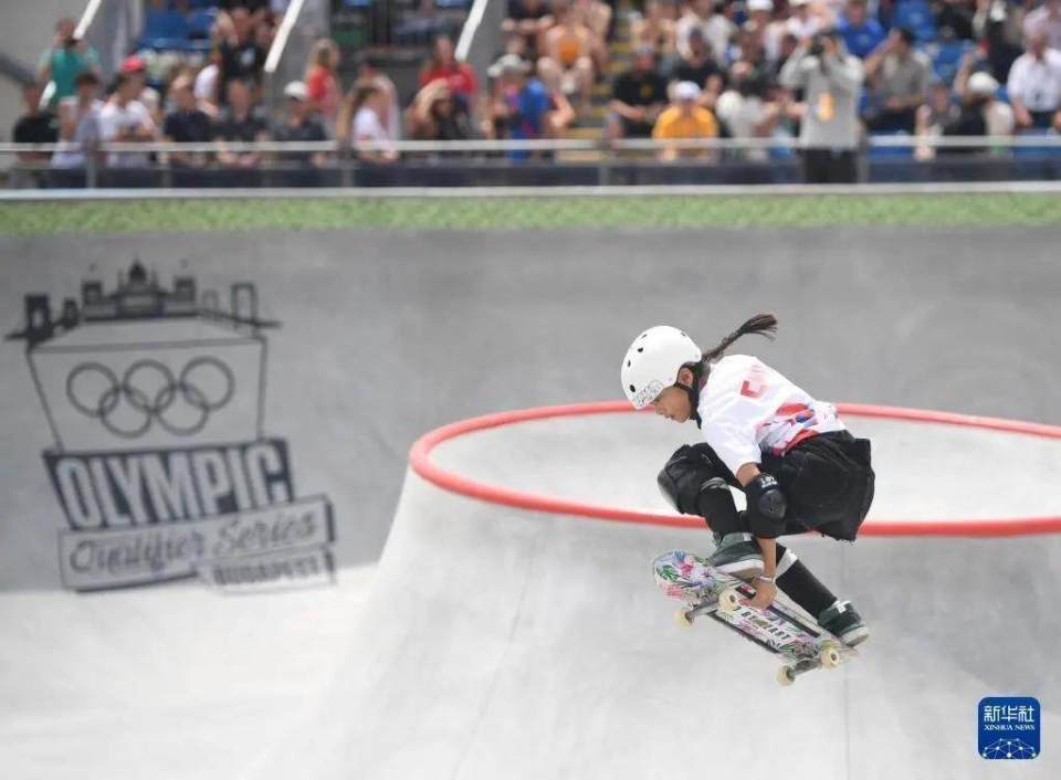 在朋友的邀, 突破边界的, om